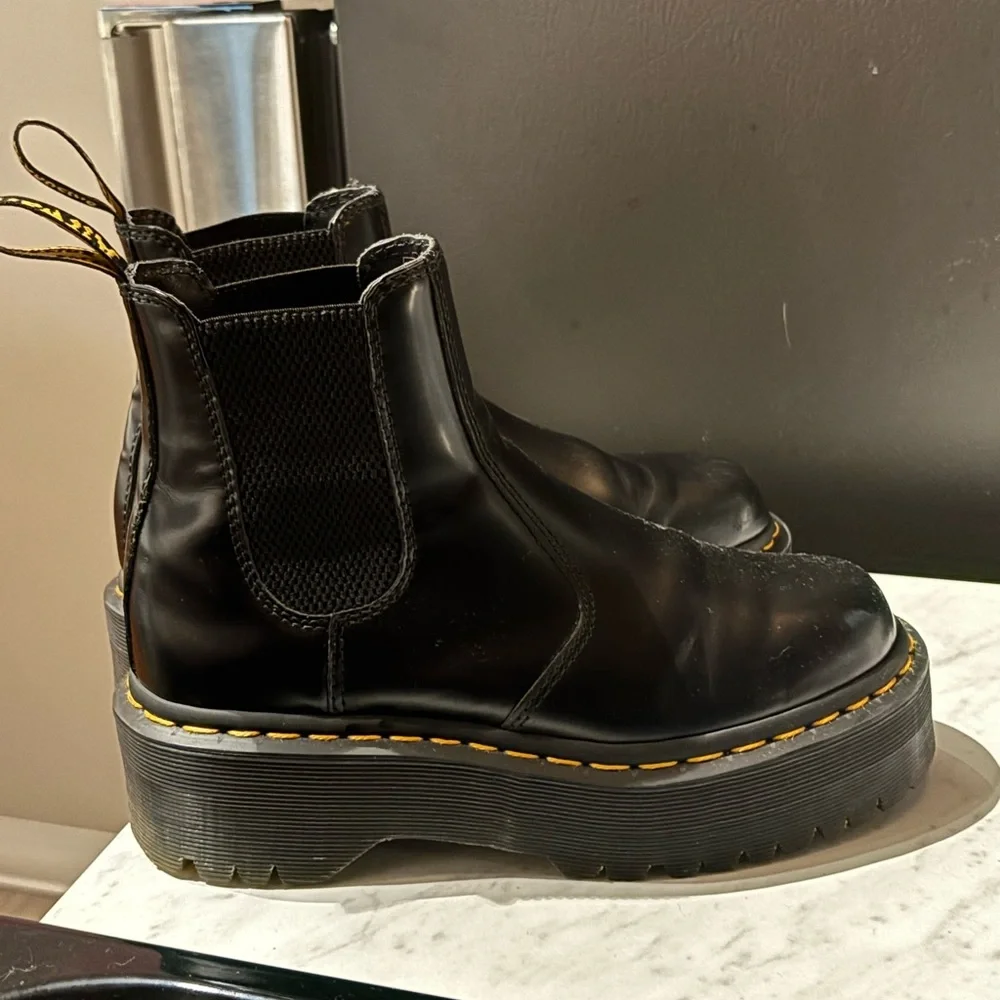 Platform doc marten Chelsea boot - Picture 5 of 5